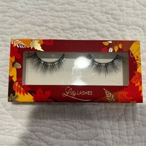 🌟BOGO🌟 Buy 1, Get 1 1/2 off!!  Faux amino Lilly Lashes. NIB